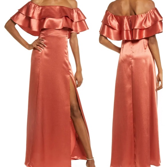 Gorgeous Lulus Dress from Nordstrom. - Picture 1 of 2